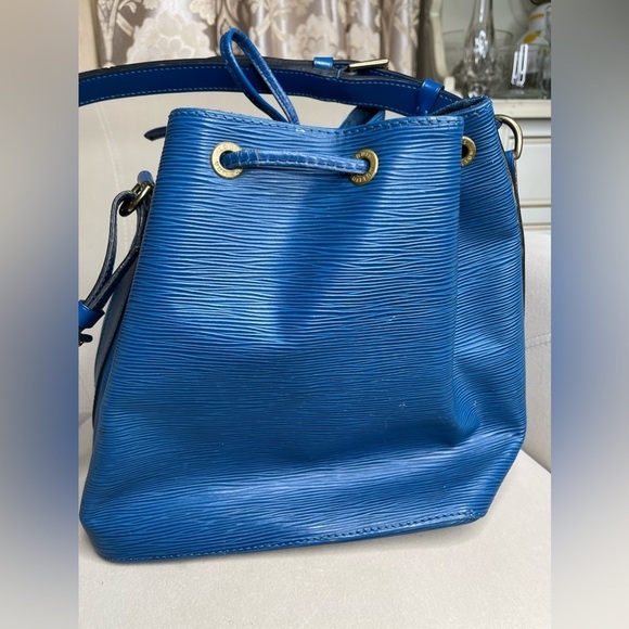 Louis Vuitton Epi Noe Bucket Bag Shoulder Bag Cobalt Blue Leather Tie Closure - Picture 9 of 13